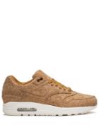 Nike Am-1 Premium Nyc Sneakers - Neutrals