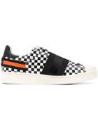 Moa Master Of Arts Flat Checked Sneakers - Black
