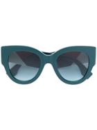Fendi Eyewear Oversized Cat Eye Sunglasses - Green