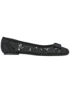 Salvatore Ferragamo Vara Ballerinas - Black
