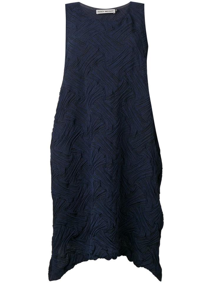 Issey Miyake Stroke Texture Dress - Blue