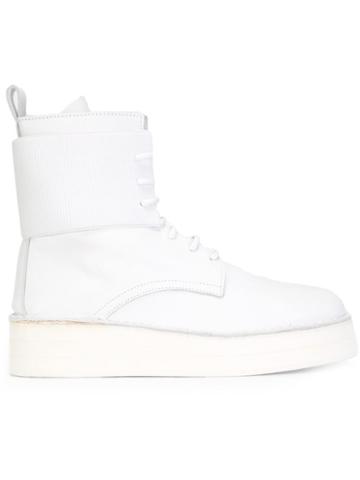 Odeur 'solid' Boots