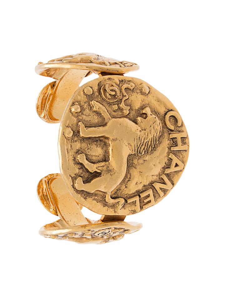 Chanel Vintage Cc Lion Medallion Cuff Bracelet - Metallic