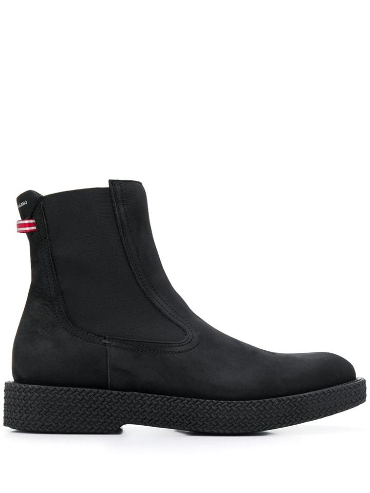 Salvatore Ferragamo Hybrid Chelsea Ankle Boots - Black