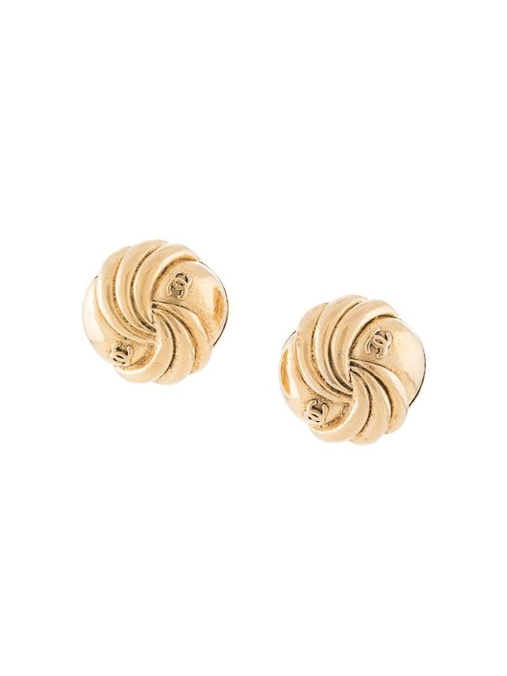 Chanel Pre-owned 1988 Shell Motif Earrings - Gold