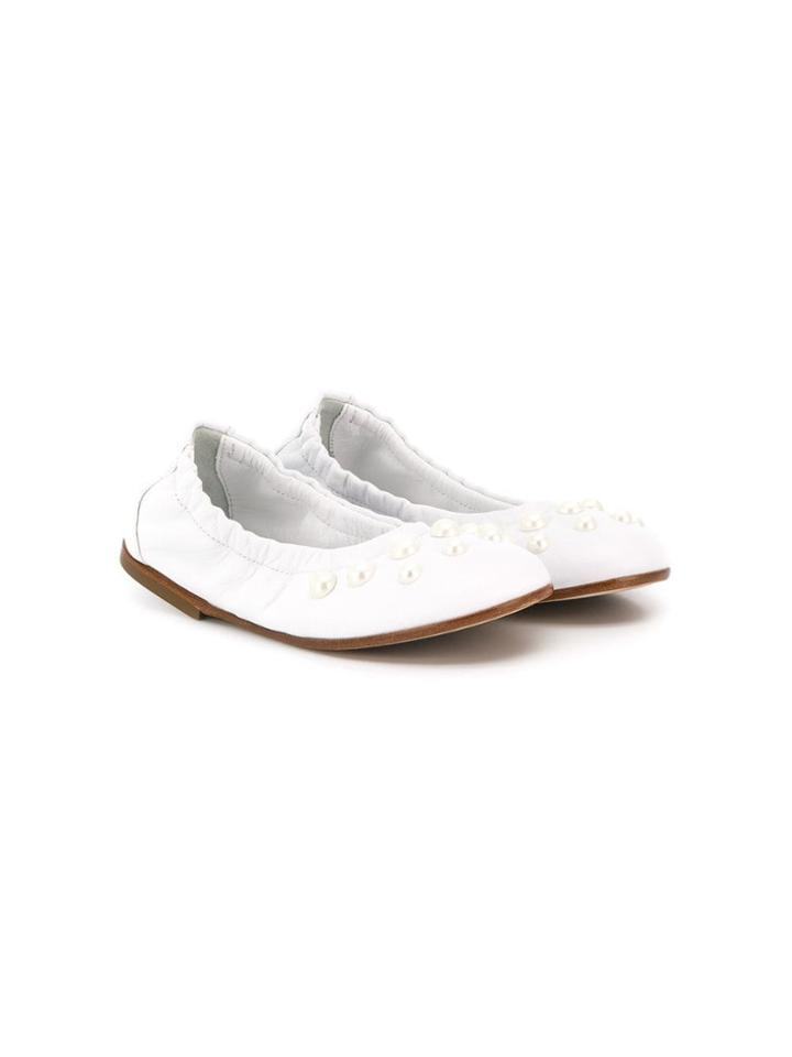 Montelpare Tradition Teen Round Toe Ballerina Pumps - White