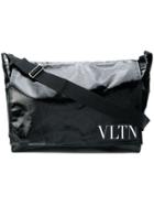 Valentino Maxi Valentino Garavani Vltn Messenger Bag - Black