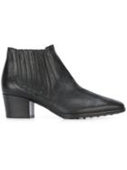Tod's Pointed Toe Boots