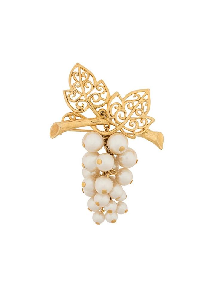 Susan Caplan Vintage 1960s Trifari Grape Vine Brooch - Gold
