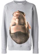 Ih Nom Uh Nit Printed Upside Down Face Sweatshirt - Grey