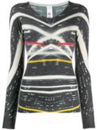 Ultràchic Graphic Print Fitted Top - Grey