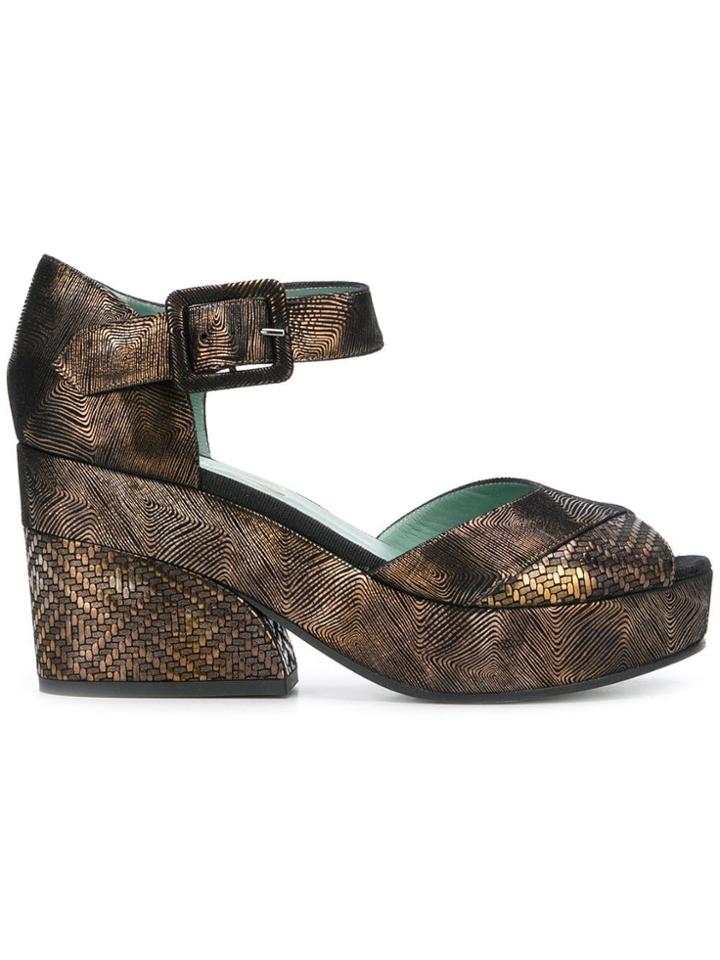Paola D'arcano Chunky Heeled Sandals - Metallic