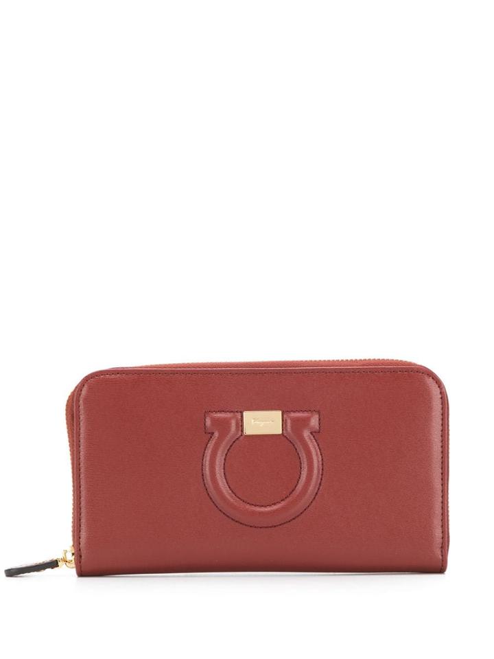 Salvatore Ferragamo Gancini Zipped Wallet - Red