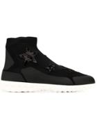 Valentino Valentino Garavani Star Embellished Sneakers - Black