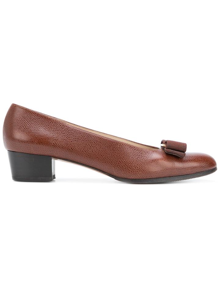 Salvatore Ferragamo Vintage Pointed Toe Pumps - Brown