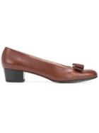 Salvatore Ferragamo Vintage Pointed Toe Pumps - Brown