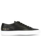 Common Projects Lace Up Trainers - Black