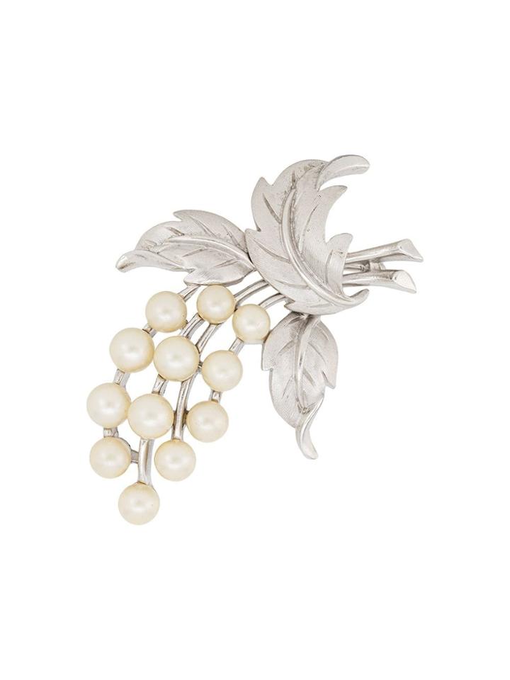 Susan Caplan Vintage 1960s Trifari Brooch - Silver