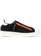 Moa Master Of Arts Flat Slip-on Sneakers - Black