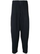 Homme Plissé Issey Miyake Pleated Cropped Trousers - Blue