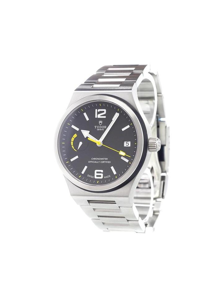 Tudor 'north Flag' Analog Watch, Adult Unisex