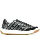 Burberry Logo Lace-up Sneakers - Black
