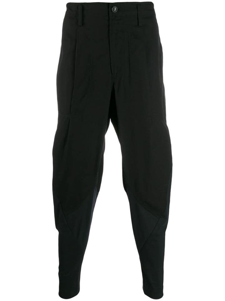 Issey Miyake Men Tapered Leg Trousers - Black