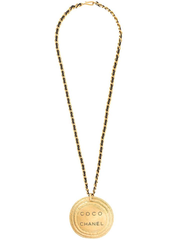 Chanel Vintage Cc Logos Medallion Necklace - Gold