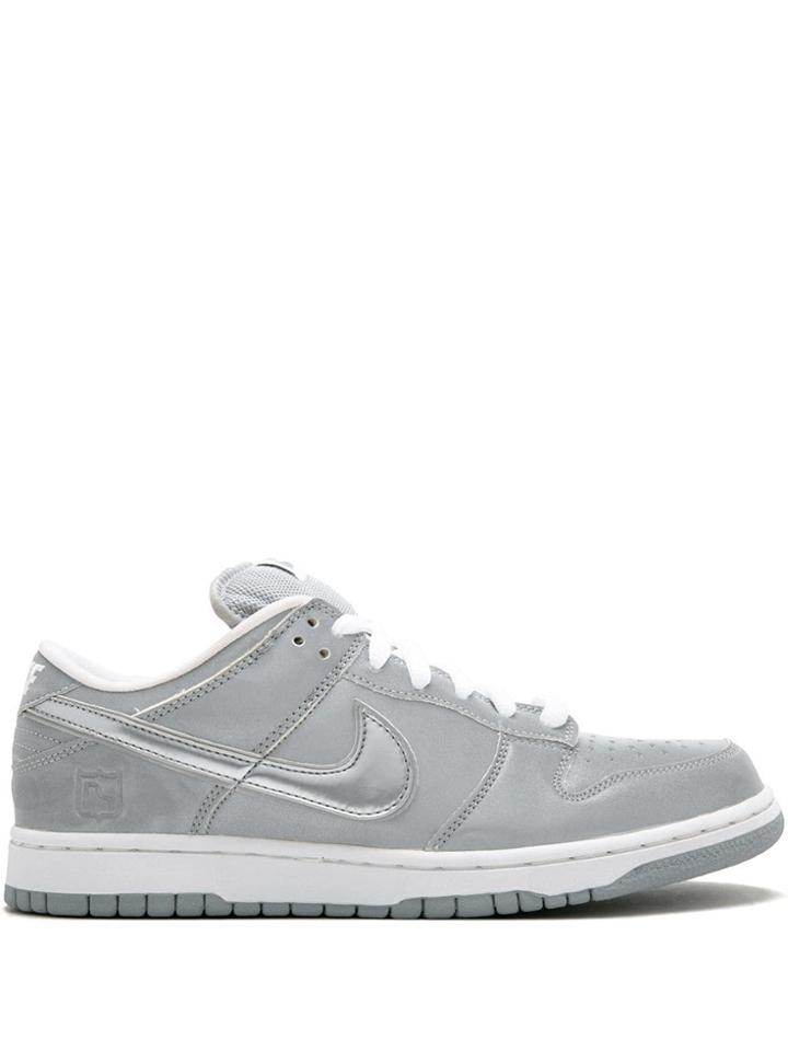 Nike Dunk Low Pro Sb Sneakers - Grey