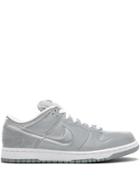 Nike Dunk Low Pro Sb Sneakers - Grey
