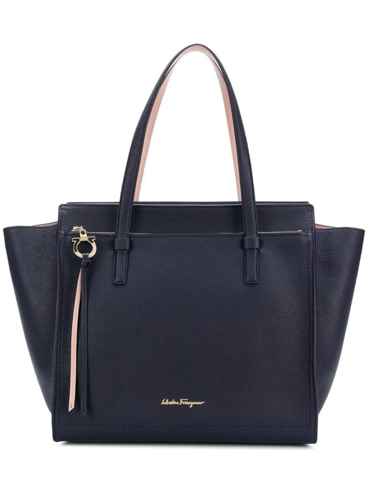 Salvatore Ferragamo 0688484 Amy - Blue