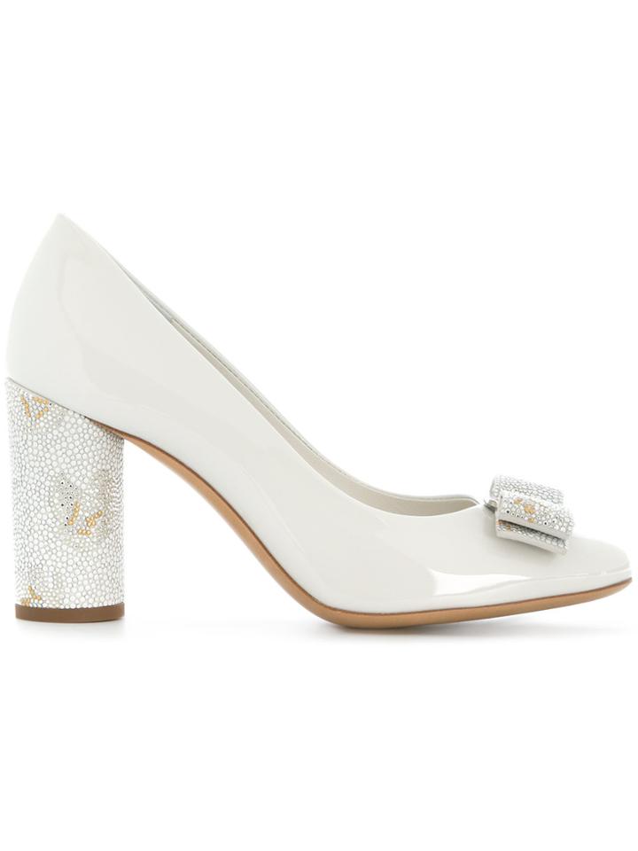 Salvatore Ferragamo Adelfamos Pumps - White