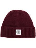 Stone Island Knitted Logo Plaque Beanie - Red