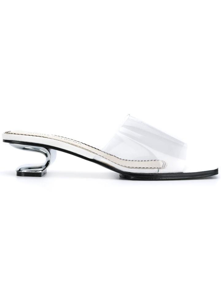 Nicole Saldaña Sarah Mules - Neutrals