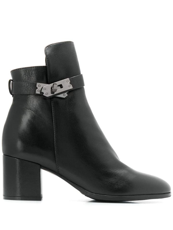 Steffen Schraut - Black