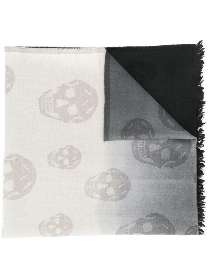 Alexander Mcqueen Skull Ombré Scarf - Grey