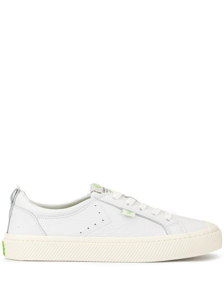 Cariuma Oca Low Off White Premium Leather Sneakers