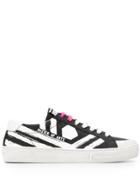 Moa Master Of Arts Printed Low-top Sneakers - Black