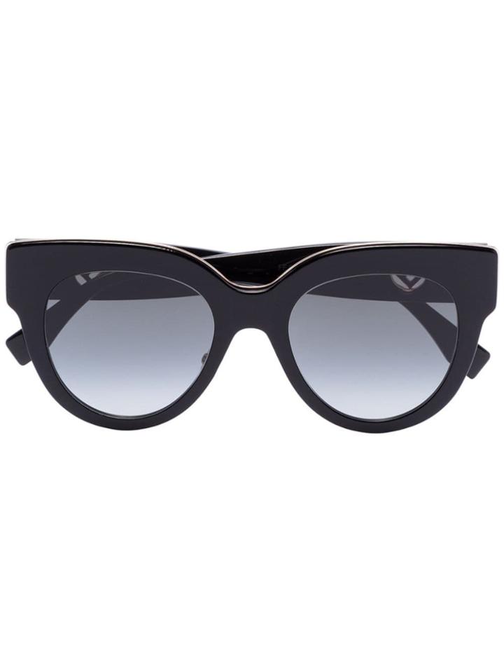 Fendi Eyewear Black Oversized Logo Sunglasses