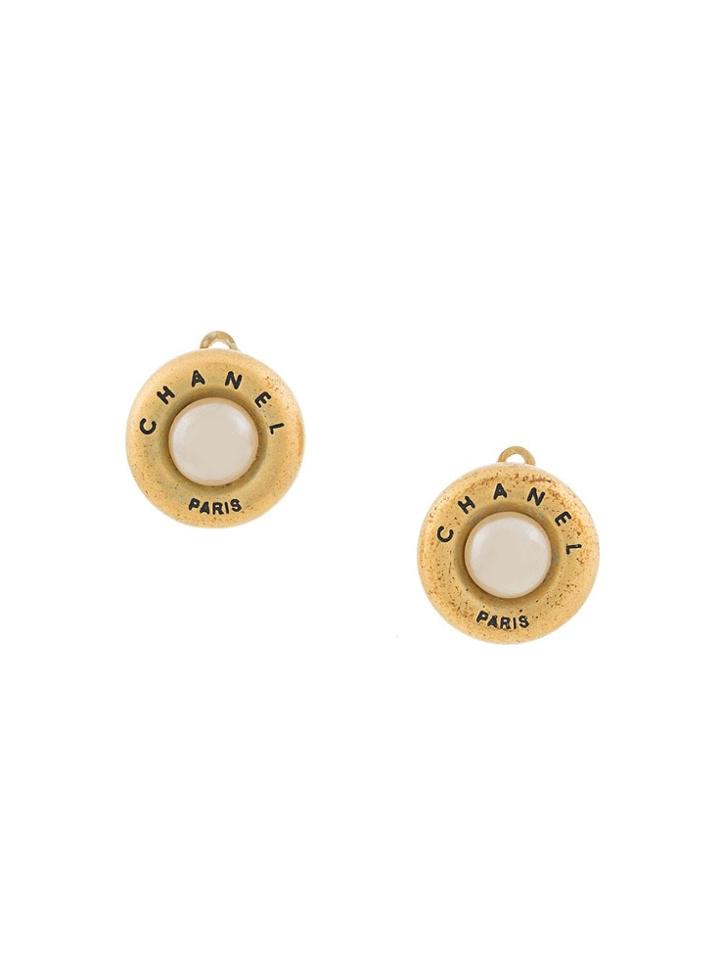Chanel Vintage Logo Pearl Round Earrings - Metallic