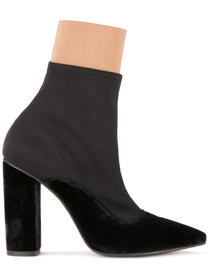 Lalo Pointed Toe Ankle Boots - Black