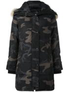 Canada Goose Camouflage Print Padded Coat, Women's, Size: Small, Black, Cotton/polyester/coyote Fur