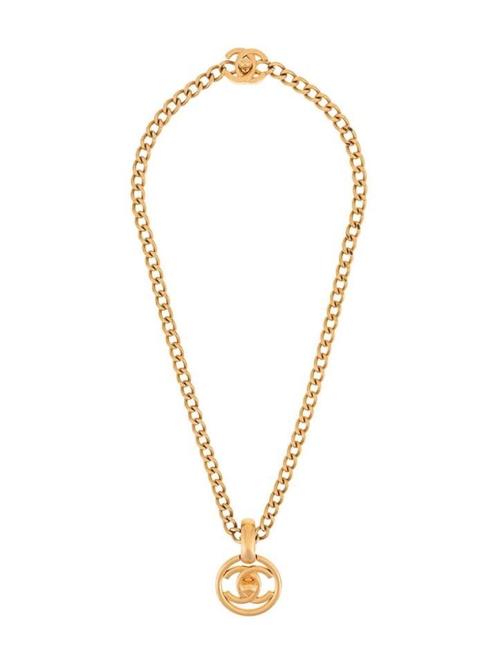 Chanel Vintage Circle Turn-lock Necklace - Gold