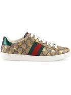 Gucci Ace Gg Supreme Sneaker With Bees - Neutrals