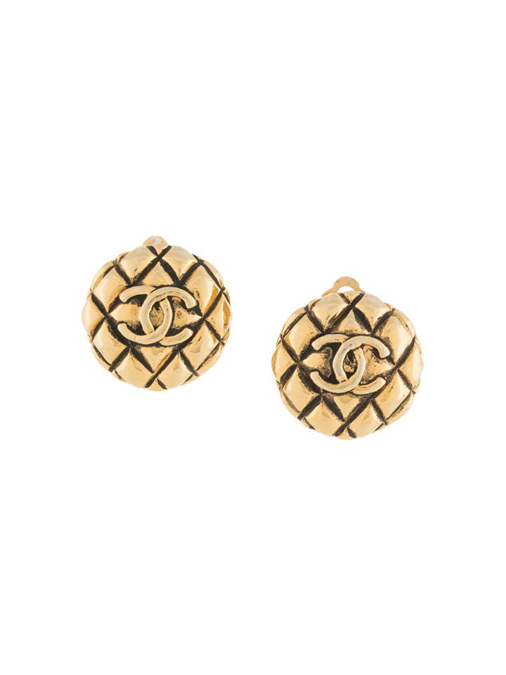 Chanel Vintage Round Cc Matelassé Stitch Earrings - Metallic