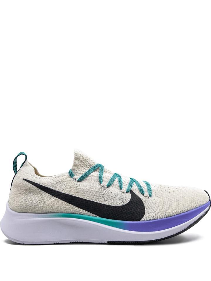 Nike Zoom Fly Flyknit Sneakers - White