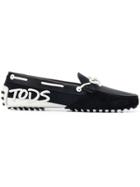 Tod's Logo Patch Gommino Loafers - Black