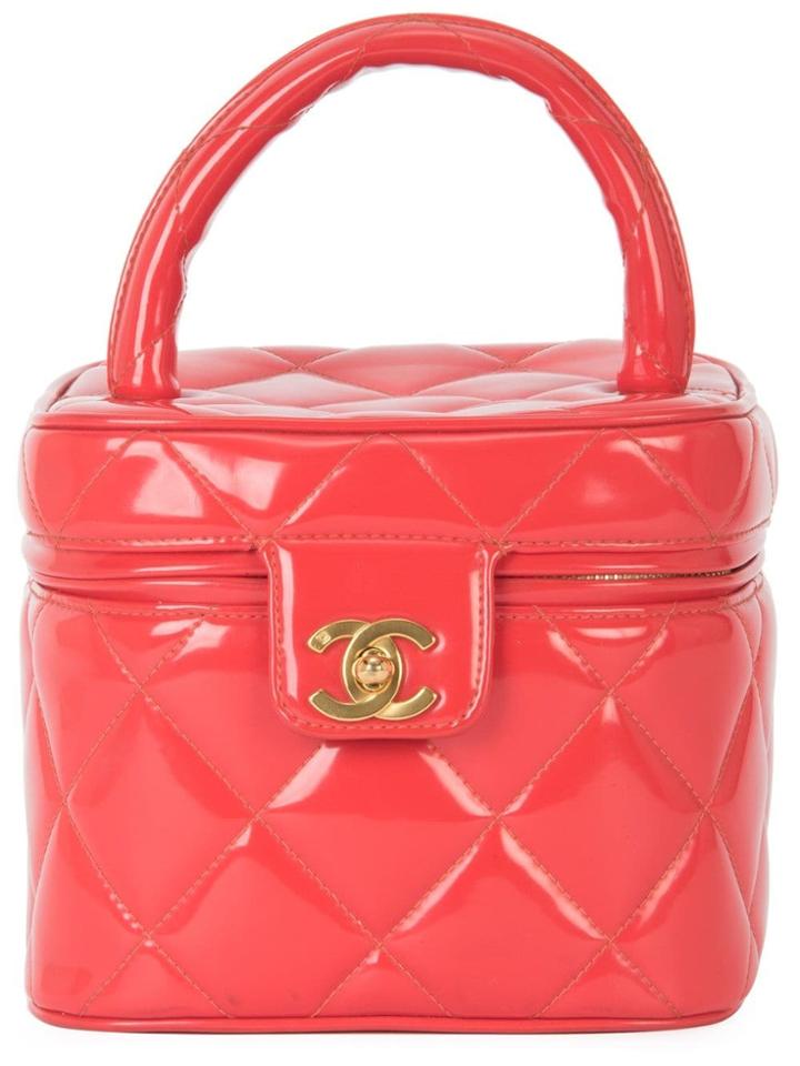 Chanel Vintage Quilted Hand Vanity Case - Red