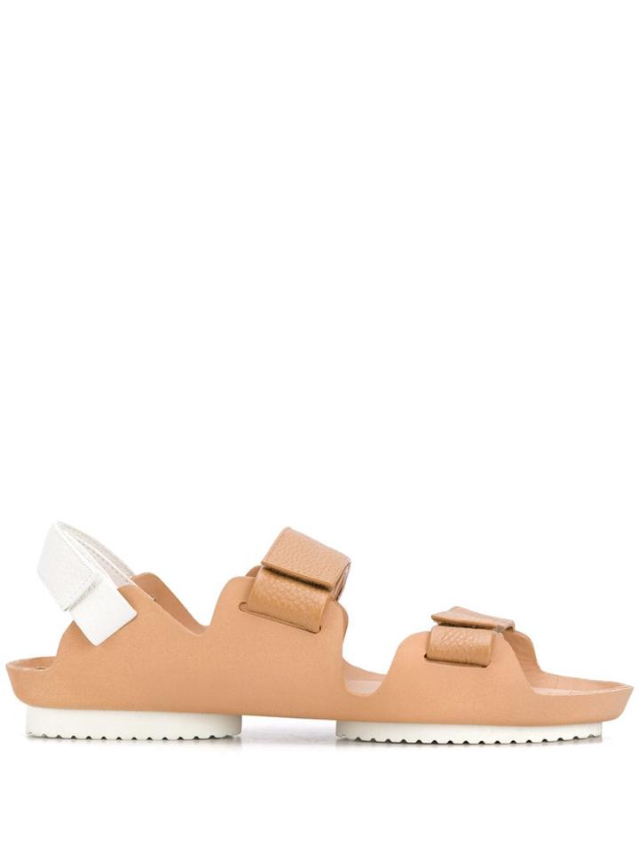 Issey Miyake Contrasting Strap Sandals - Neutrals
