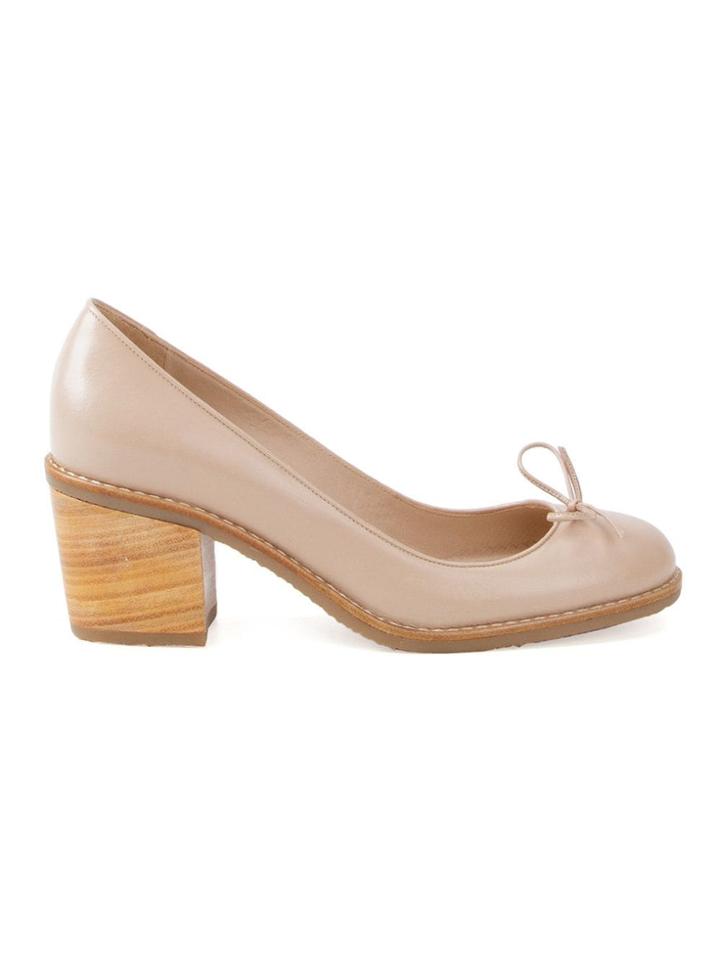 Sarah Chofakian Sandy Leather Pumps - Neutrals